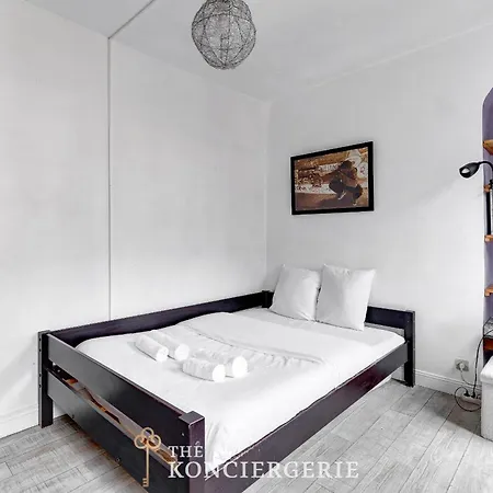 Elegante Pres Du Canal Saint Martin Apartment